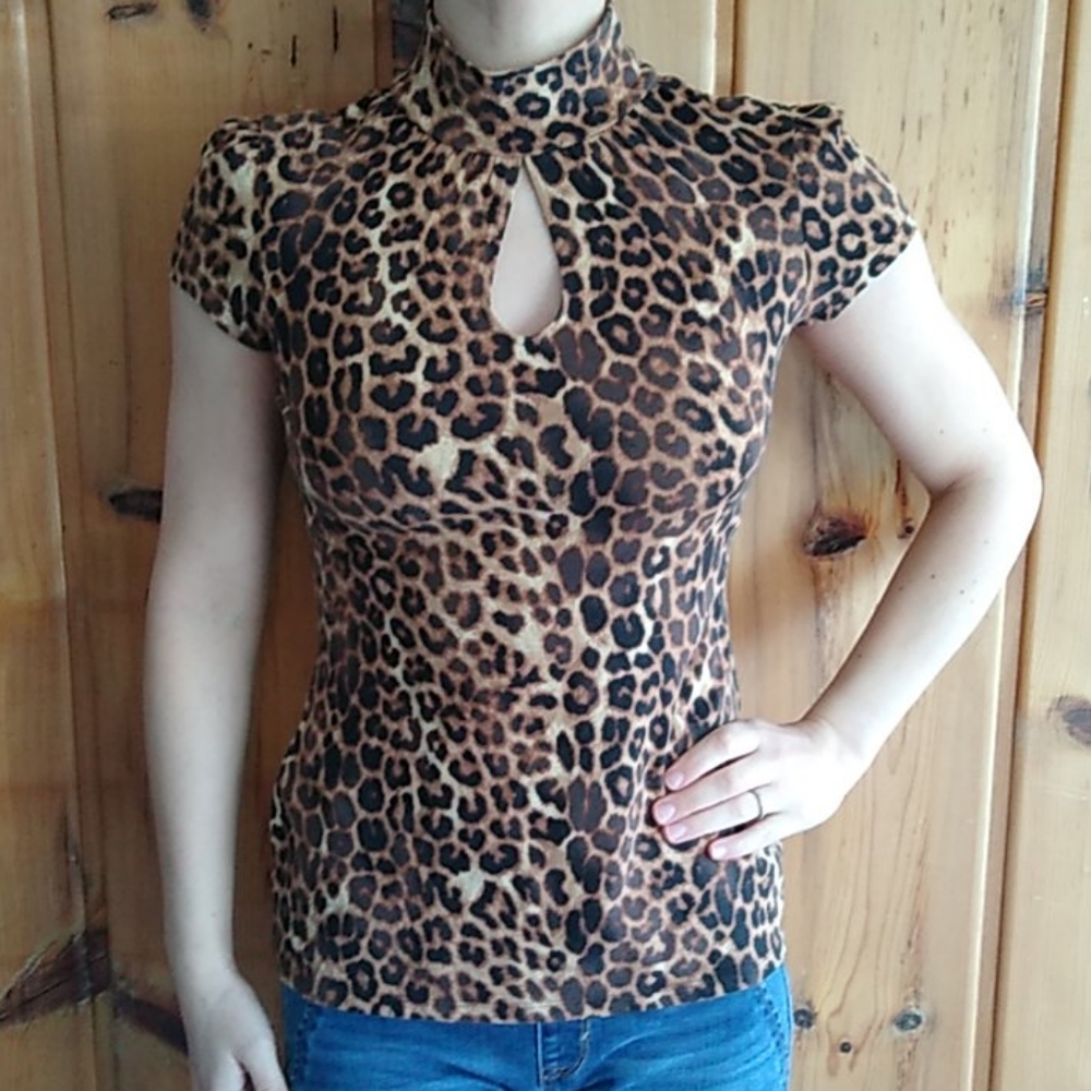 Express leopard short sleeve turtleneck